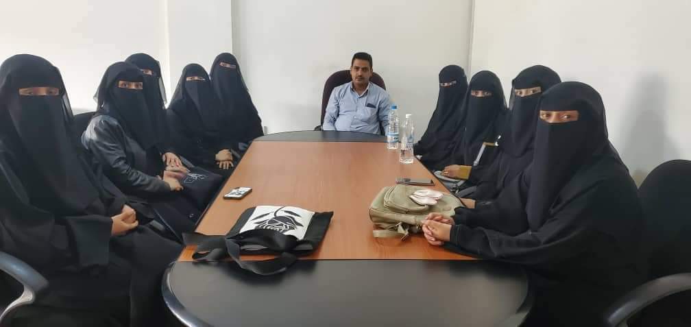 نزول ميداني لطلاب جامعة المعرفة والعلوم الحديثة إلى  مركز اللغات والترجمة بجامعة صنعاء