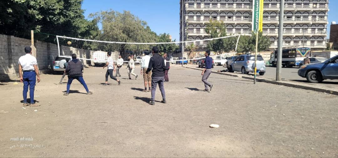 جامعة المعرفة والعلوم الحديثة تقيم دوري فلسطين لكرة الطائرة بين طلبة الجامعة